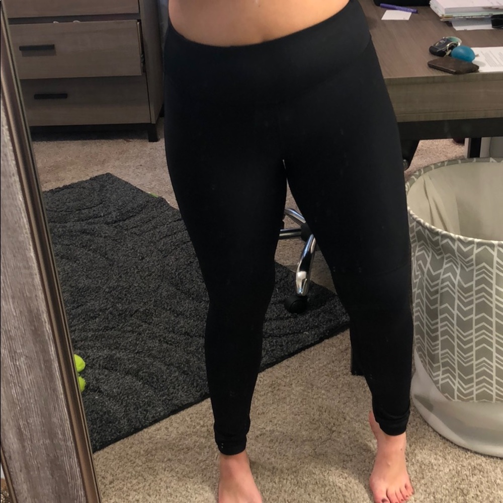 Black leggings